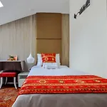 Heritage Gate Of Hotel