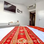 Heritage Gate Of Hotel