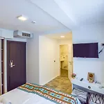 Hotel Heritage Gate Of 3*