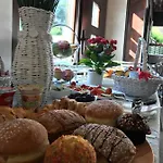 Hotel Heritage Gate Of 3*