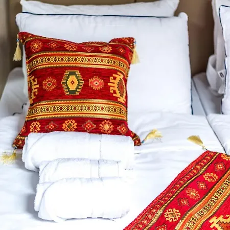 Heritage Gate Of Szálloda