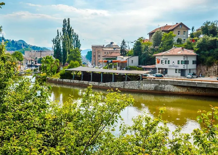 萨拉热窝门赫里塔吉酒店 3*