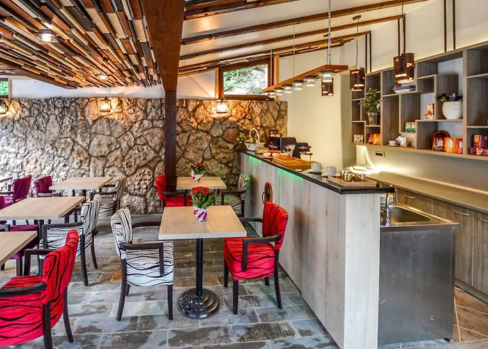 萨拉热窝门赫里塔吉酒店